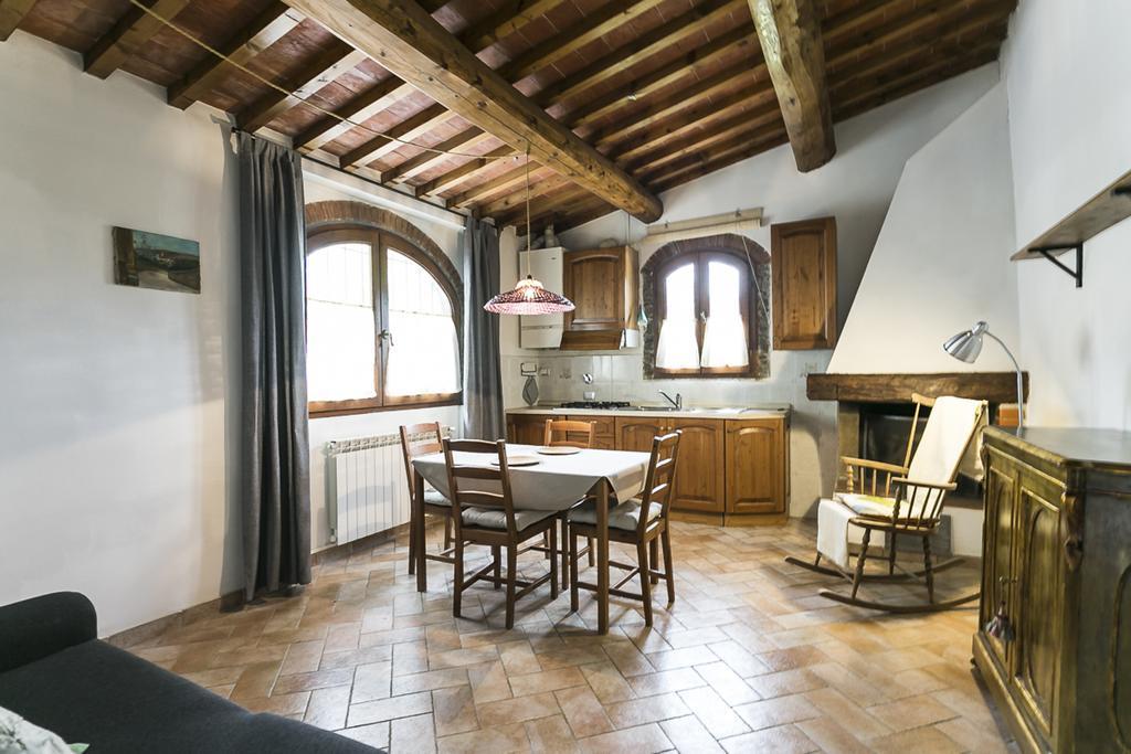 Rocca Palazzaccio Hotel Tavarnuzze Esterno foto