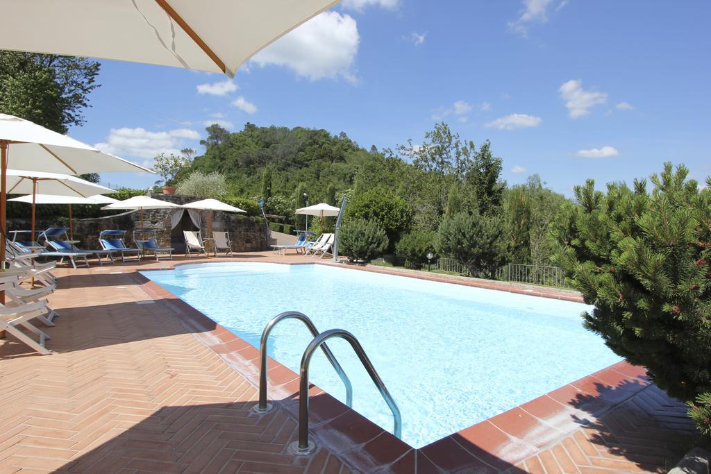 Rocca Palazzaccio Hotel Tavarnuzze Esterno foto