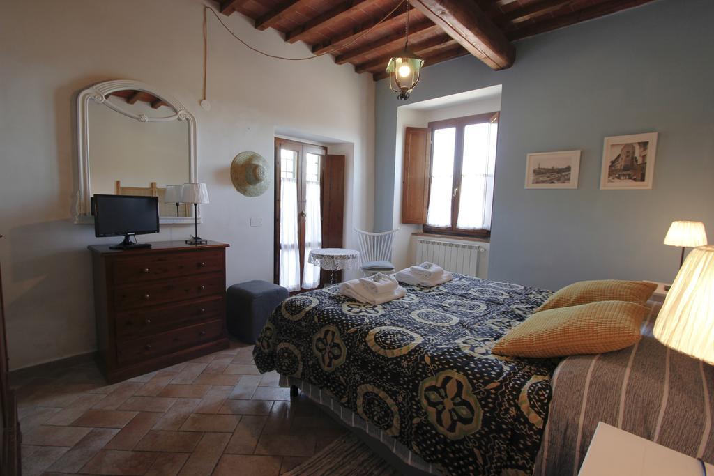 Rocca Palazzaccio Hotel Tavarnuzze Esterno foto